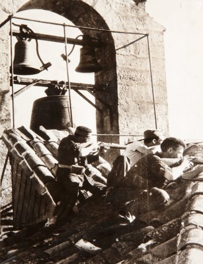 Republican Soldiers in the Church of Sigüenza, Guadalajara by Unbekannt Unbekannt